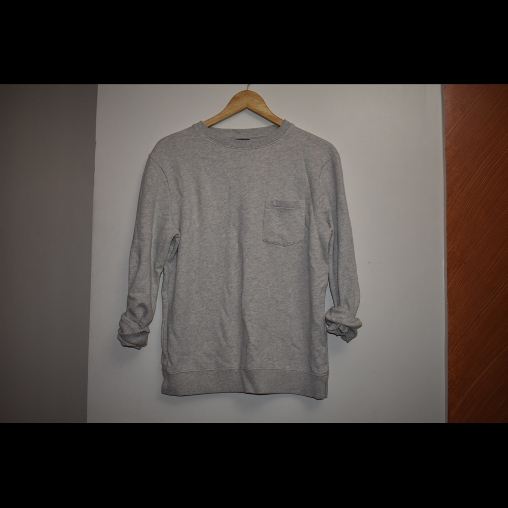 Long sleeve sweater